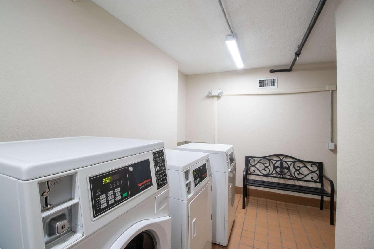 Econo Lodge Inn & Suites Foley-North Gulf Shores 외부 사진