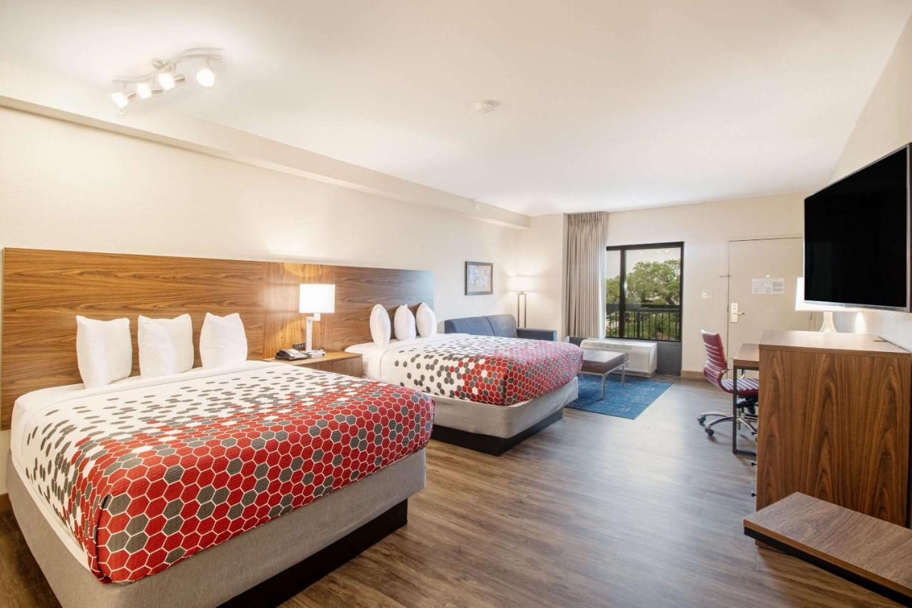 Econo Lodge Inn & Suites Foley-North Gulf Shores 외부 사진
