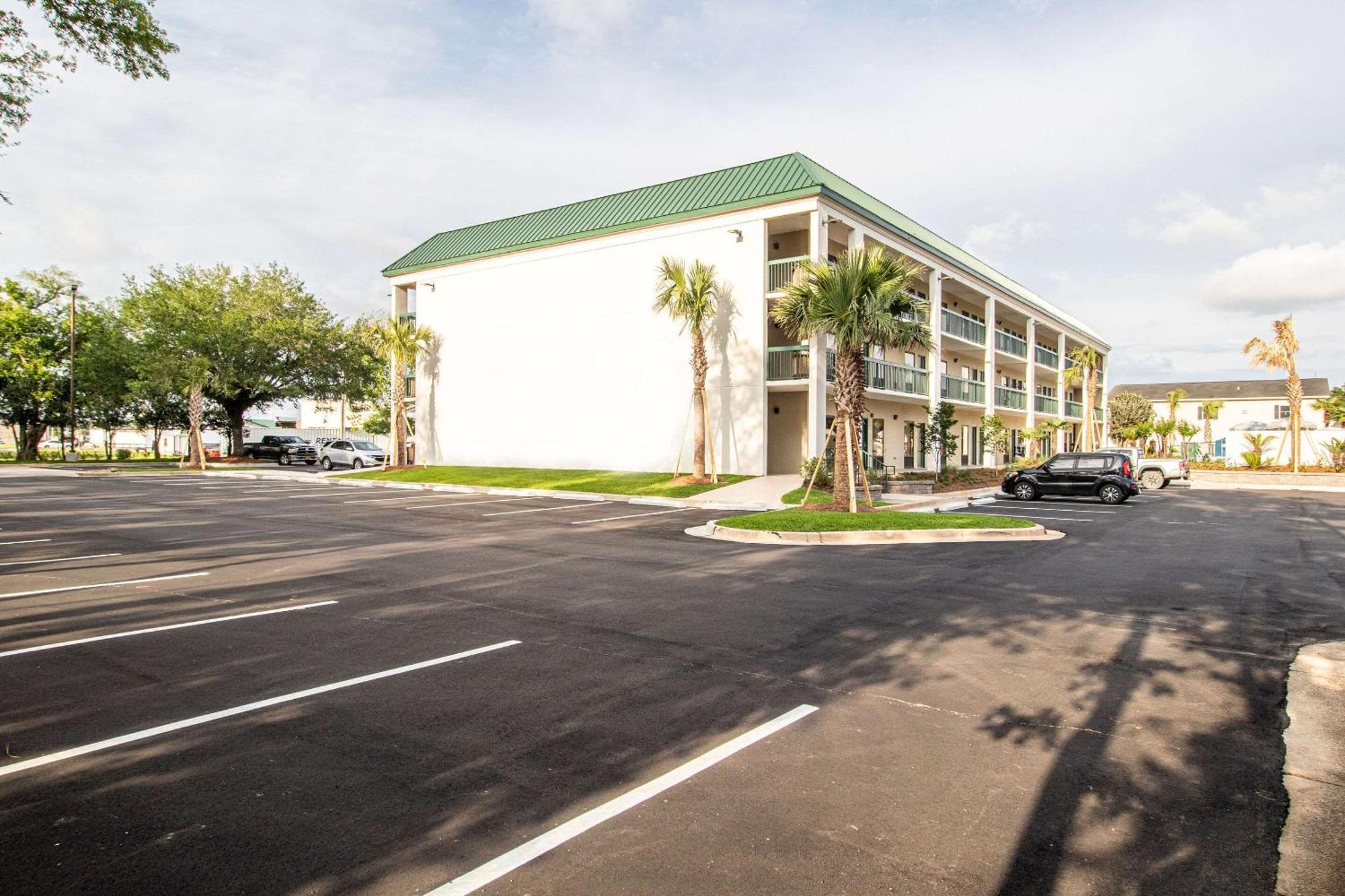 Econo Lodge Inn & Suites Foley-North Gulf Shores 외부 사진