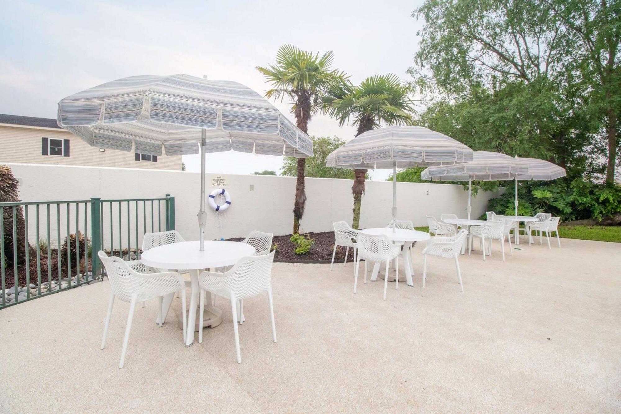 Econo Lodge Inn & Suites Foley-North Gulf Shores 외부 사진